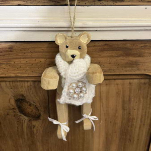 ours_en_bois_echarpe_laine_blanche-05