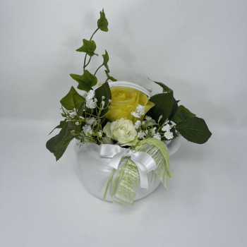 a22073-3-img_e6186_deco_florale_theiere_roses_jaunes