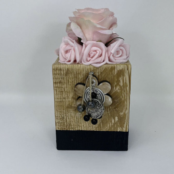 a22074-1-img_e6192_deco_florale_roses_bijoux