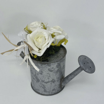 a22076-3-img_e6208_deco_florale_arrosoire_roses
