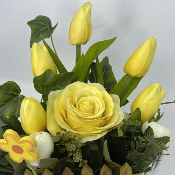 a22078-7-img_e6224_panier_de_fleurs_jaunes