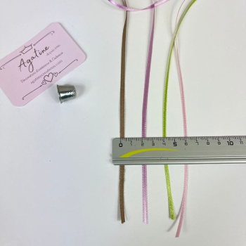 n123002-3-ruban-satin-petite-largeur-diy-loisirs-creatifs-couture-compostions-florales